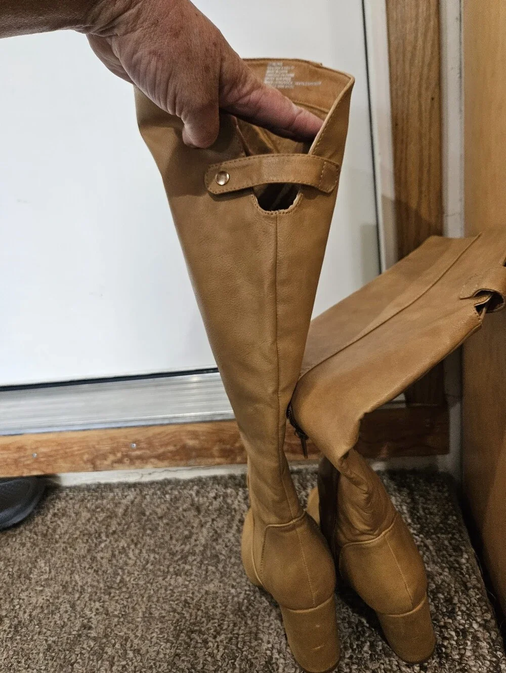 Debbonie Women’s Tall Tan Knee-High Block Heel Boots Size 6.5
